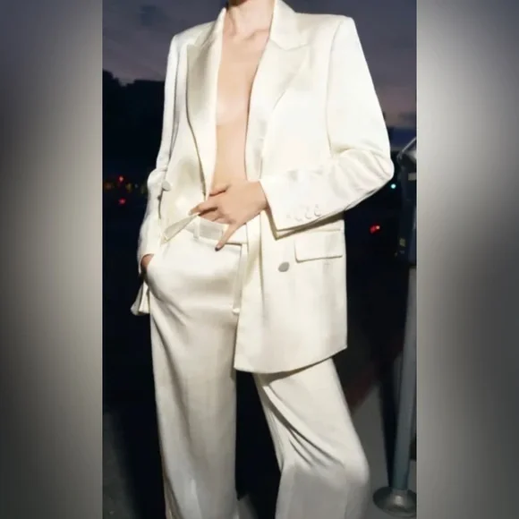 ZARA SATIN DOUBLE BREASTED BLAZER‎ OYSTER WHITE